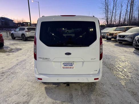 Used 2018 Ford Transit Connect XLT image 4