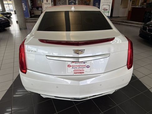 Used 2017 Cadillac XTS Luxury FWD image 7