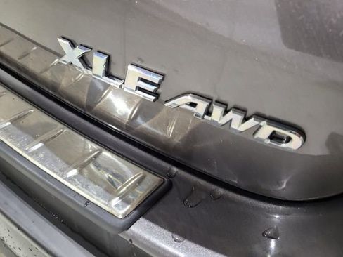 Used 2016 Toyota Highlander XLE image 62