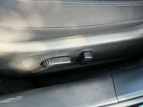 Used 2025 Nissan Altima 2.5 SV image 22