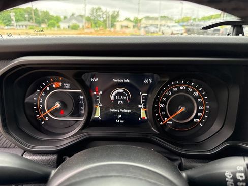 New 2026 Jeep Wrangler Unlimited Rubicon w/ Technology Group AWD/4WD image 14