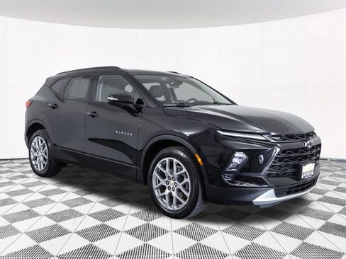 Certified 2023 Chevrolet Blazer LT w/ Sound & Technology Package FWD image 25