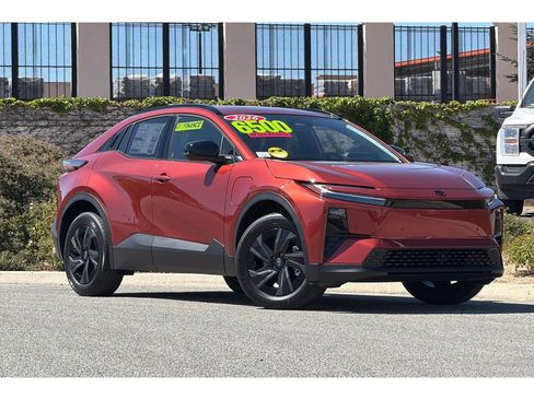 New 2026 Toyota C-HR image 2