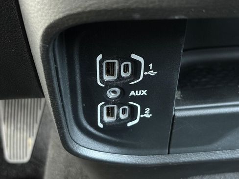 Used 2024 RAM 2500 Laramie w/ Safety Group AWD/4WD image 23