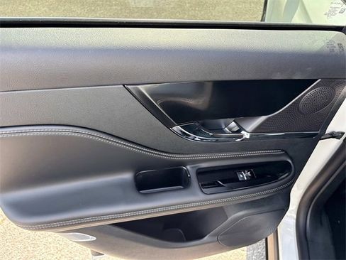 New 2025 Lincoln Corsair Grand Touring w/ Rear Removable Package Tray image 19