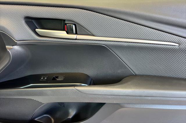 Certified 2025 Toyota Camry SE FWD image 18