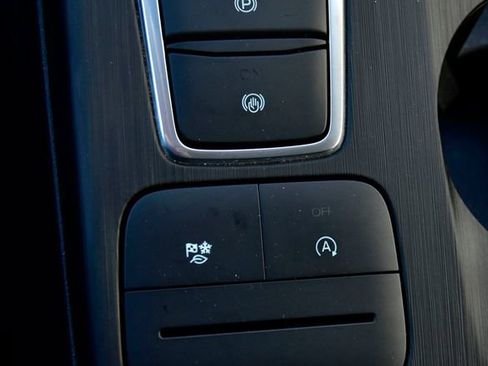 Used 2025 Ford Escape Active image 23