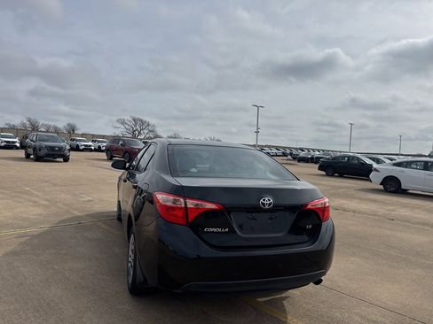 Used 2017 Toyota Corolla LE image 19