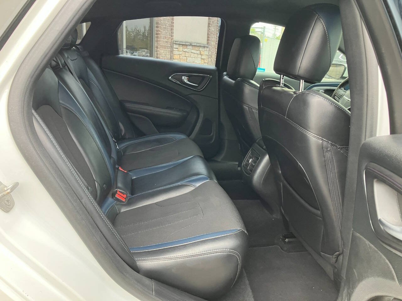 Used 2015 Chrysler 200 S w/ Navigation & Sound Group I FWD image 16