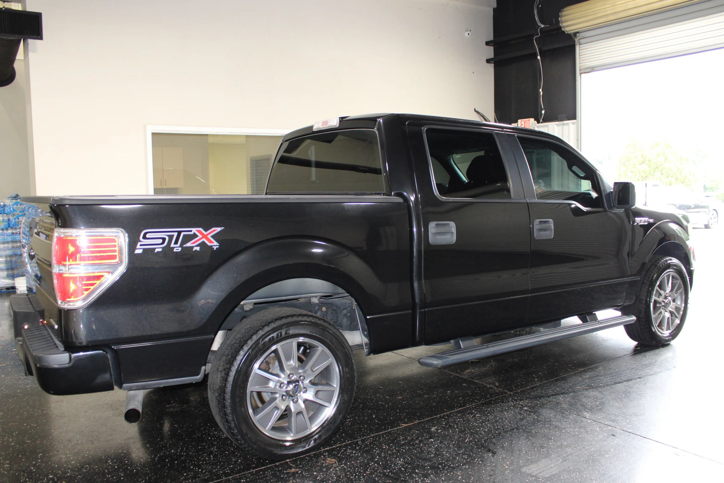 Used 2014 Ford F150 STX w/ Equipment Group 201A Mid RWD image 4