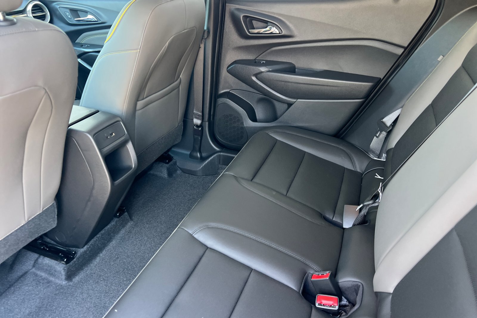 New 2026 Chevrolet Trax ACTIV w/ Driver Confidence Package FWD image 9
