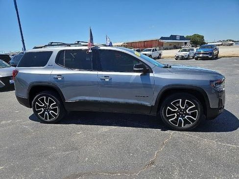 Used 2021 GMC Acadia SLT w/ Elevation Edition FWD image 9