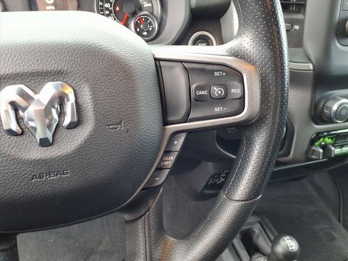 Used 2024 RAM 2500 Tradesman w/ Chrome Appearance Group image 15