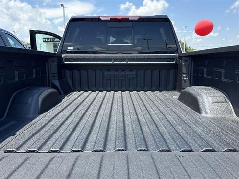 New 2025 GMC Sierra 2500 SLT w/ SLT Premium Package image 10