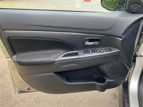 Used 2021 Mitsubishi Outlander Sport Black Edition image 12