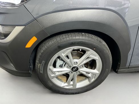 Used 2023 Hyundai Kona SEL FWD image 13