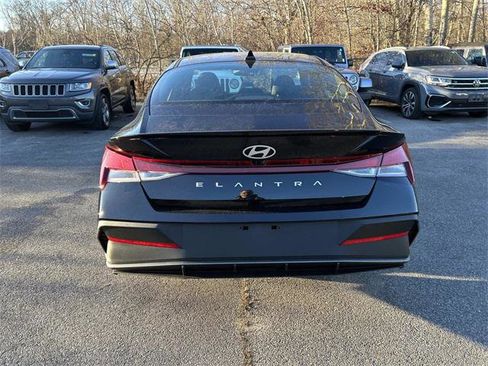 New 2026 Hyundai Elantra Sport image 3