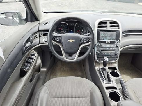Used 2015 Chevrolet Malibu LT w/ Power Convenience Package FWD image 7