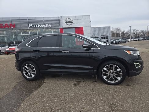 Used 2015 Ford Edge Titanium w/ Equipment Group 302A image 10