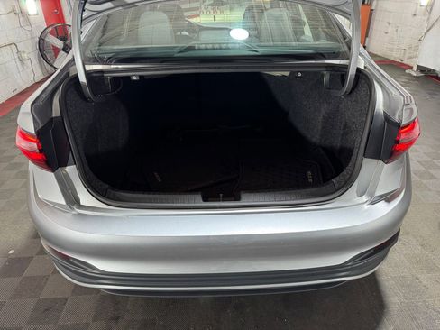 Used 2023 Volkswagen Jetta Sport image 14