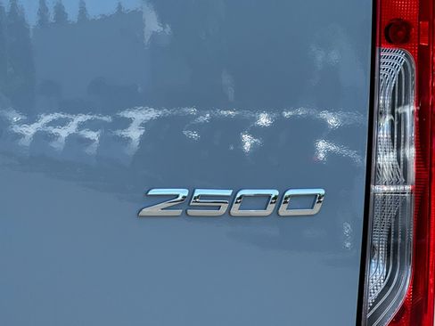 New 2025 Mercedes-Benz Sprinter 2500 image 26