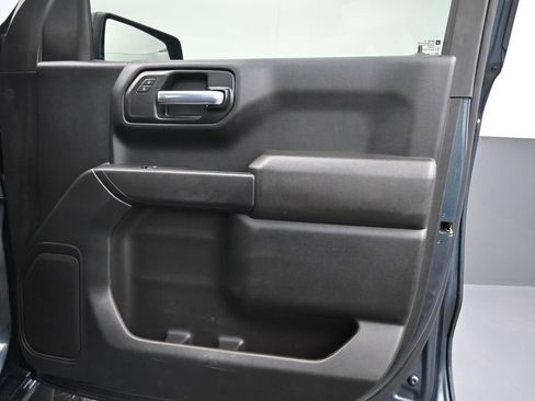 Used 2021 Chevrolet Silverado 1500 Custom Trail Boss w/ Safety Confidence Package AWD/4WD image 23
