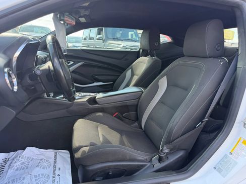 Used 2019 Chevrolet Camaro LS RWD image 4