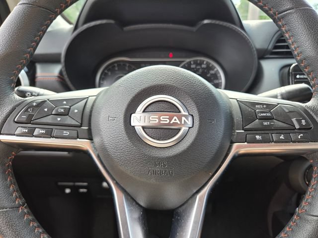 Used 2024 Nissan Versa SR FWD image 33