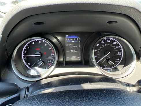 Used 2023 Toyota Camry SE image 14