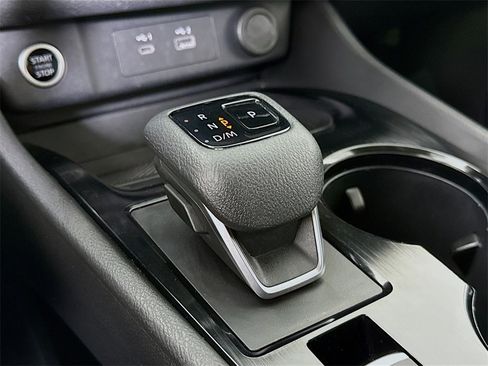 Certified 2023 Nissan Rogue SV image 10