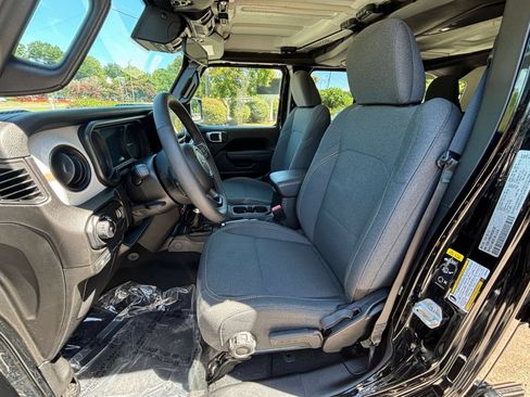 Used 2025 Jeep Wrangler Unlimited Sport S 4xe AWD/4WD image 32