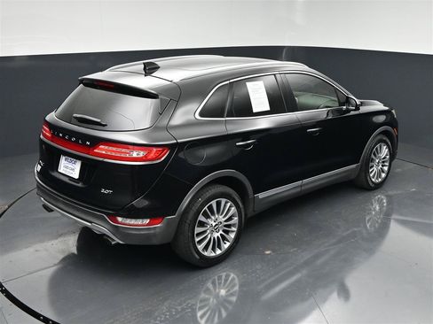 Used 2018 Lincoln MKC Reserve w/ Lincoln MKC Climate Package FWD image 24