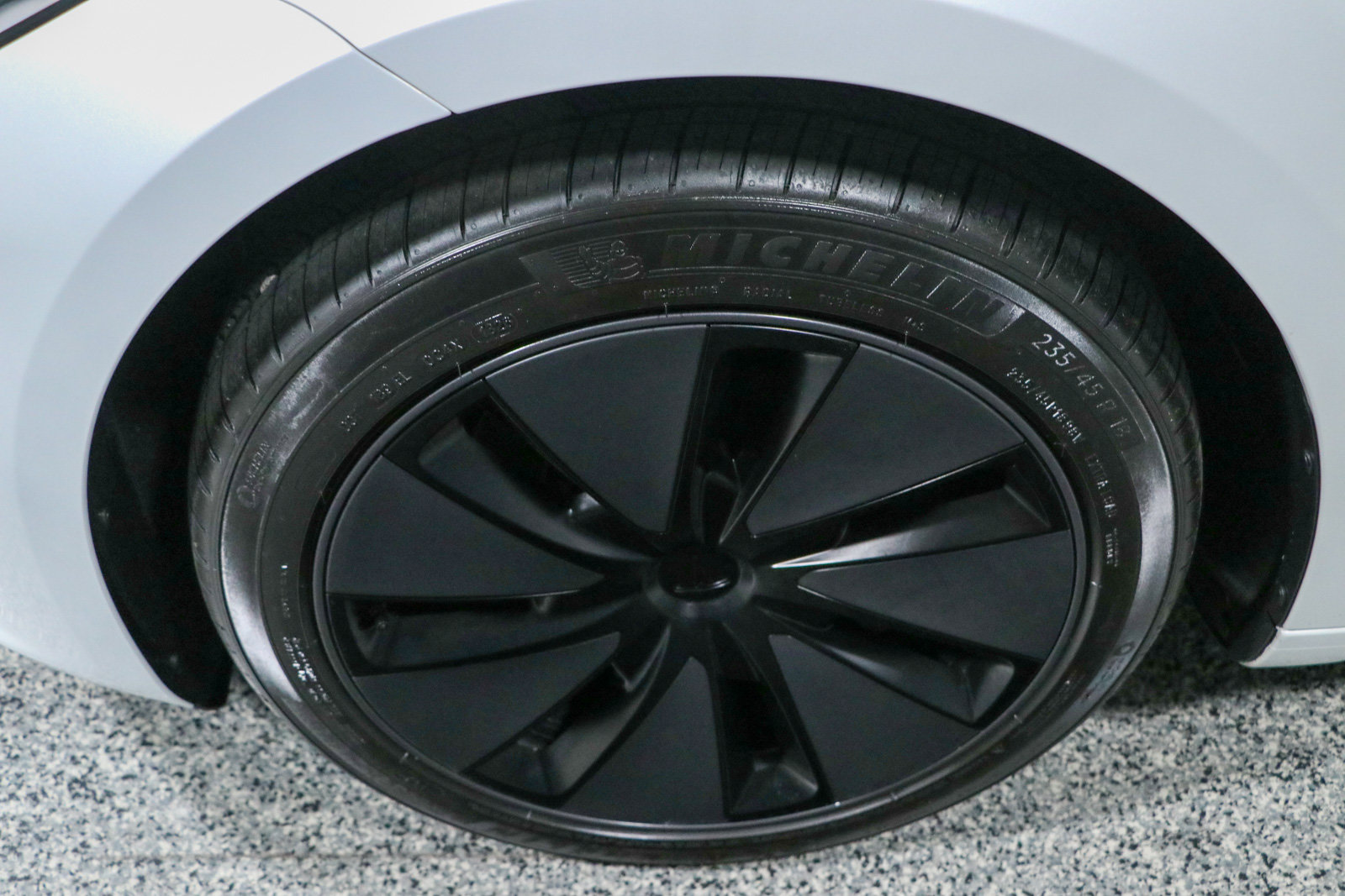 Used 2025 Tesla Model 3 Long Range RWD image 11