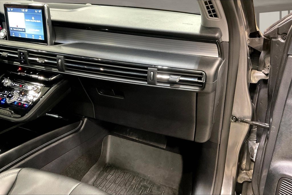 Used 2022 Lincoln Corsair AWD w/ Premium Package image 27