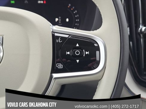 Used 2026 Volvo XC60 B5 Ultra w/ Protection Package Premier AWD/4WD image 29