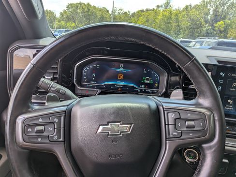 Used 2023 Chevrolet Silverado 1500 ZR2 w/ Technology Package AWD/4WD image 27