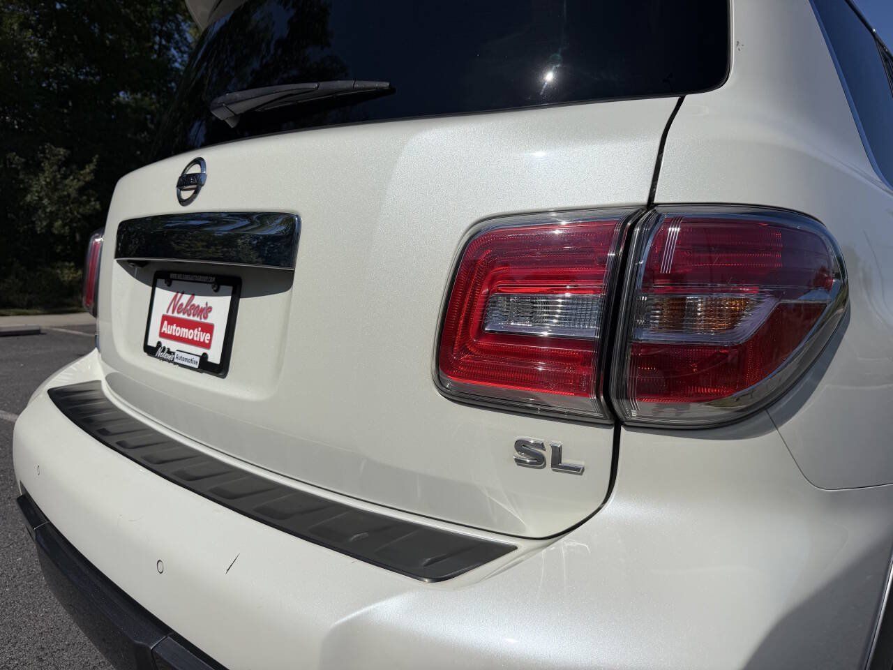 Used 2020 Nissan Armada SL w/ Premium Package AWD/4WD image 5