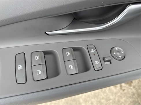 New 2025 Hyundai Elantra Sport image 10
