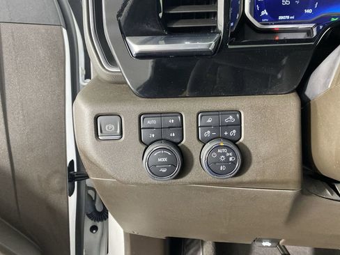 Used 2023 Chevrolet Silverado 1500 LTZ image 21