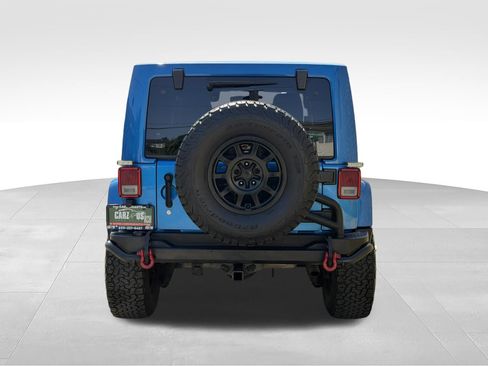 Used 2014 Jeep Wrangler Unlimited Sahara AWD/4WD image 6