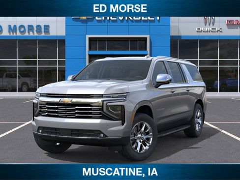 New 2025 Chevrolet Suburban Premier image 6