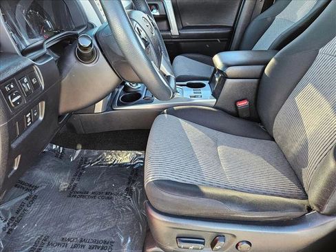 Used 2022 Toyota 4Runner SR5 image 15