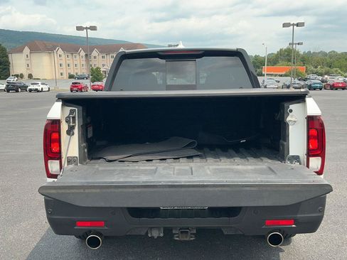 Used 2023 Honda Ridgeline Black Edition image 9
