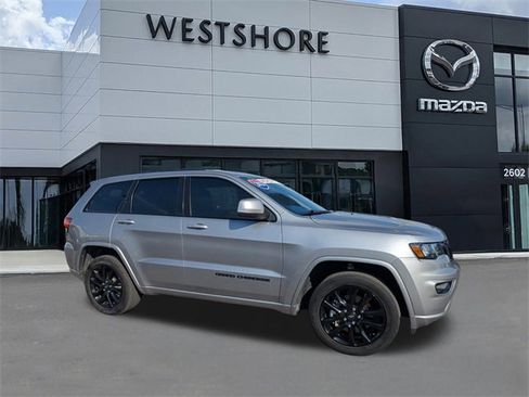 Used 2021 Jeep Grand Cherokee Laredo X image 1