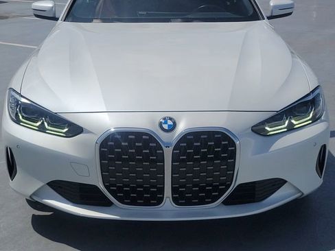 Used 2024 BMW 430i Convertible w/ Convenience Package RWD image 9