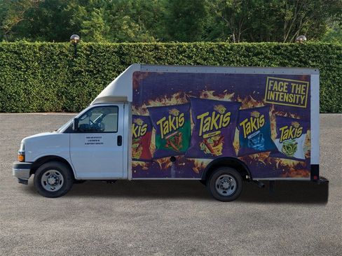 Used 2021 Chevrolet Express 3500 w/ Power Convenience Package image 7