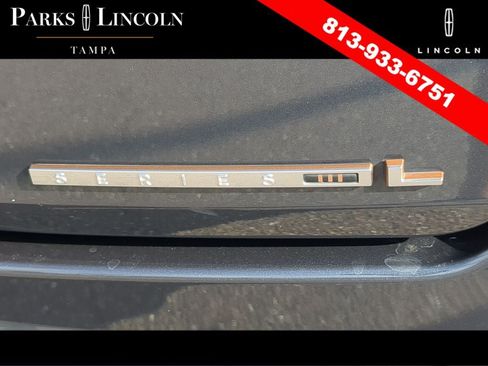Used 2023 Jeep Grand Wagoneer L Series III AWD/4WD image 9