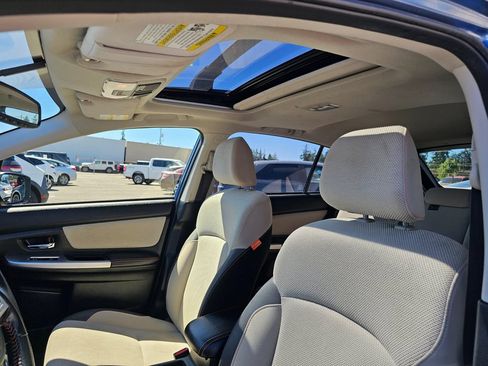 Used 2016 Subaru Crosstrek 2.0i Premium w/ Moonroof Package AWD/4WD image 21