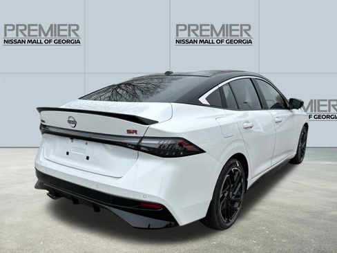 New 2026 Nissan Sentra SR w/ SR Premium Package FWD image 5