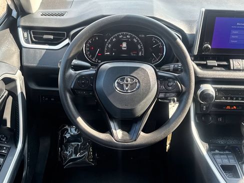 Used 2024 Toyota RAV4 LE AWD/4WD image 13